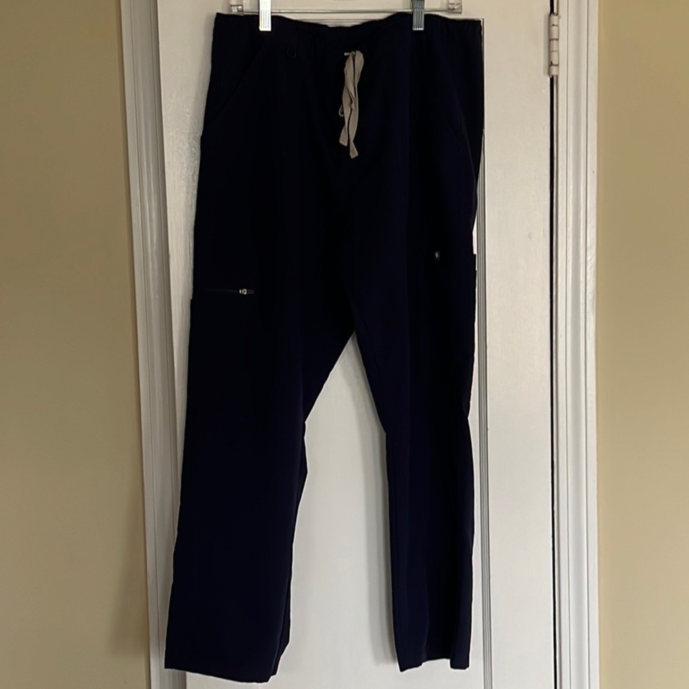 Figs Cairo Cargo Scrub Pants